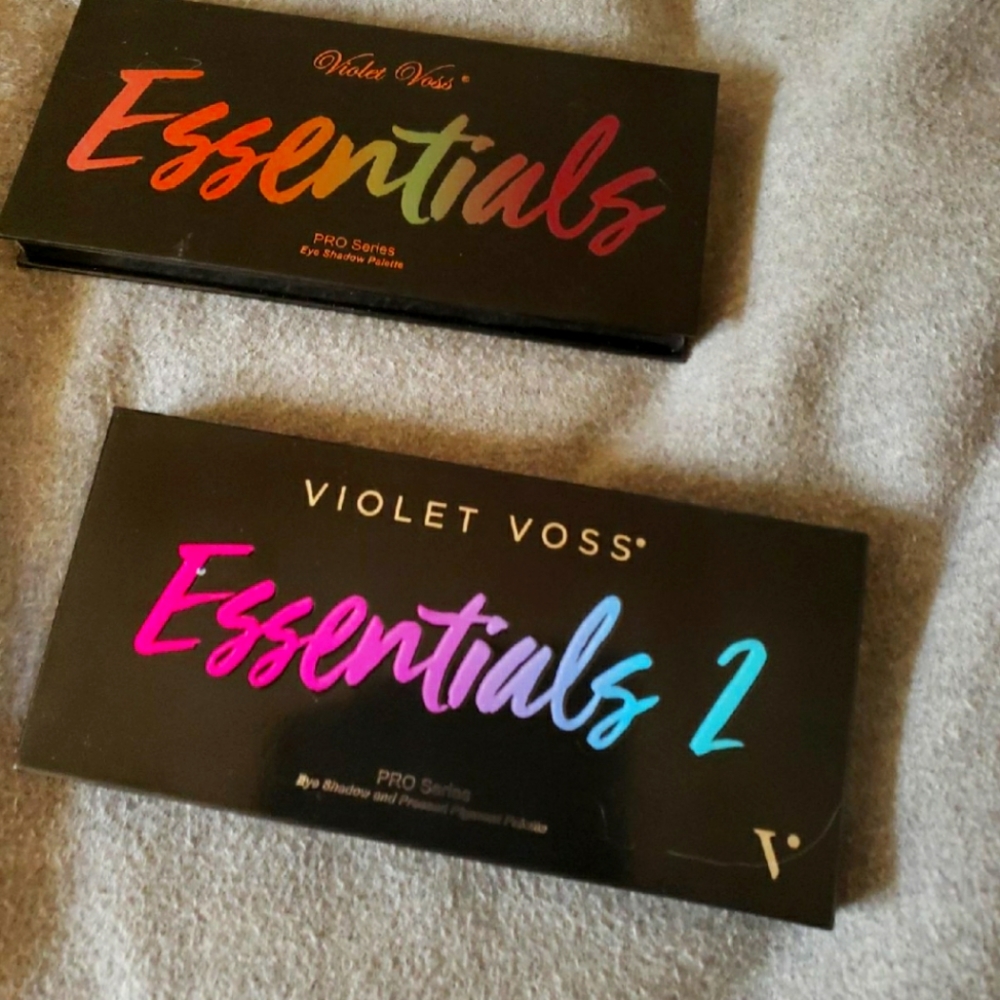 Violet Voss Essential pallet set